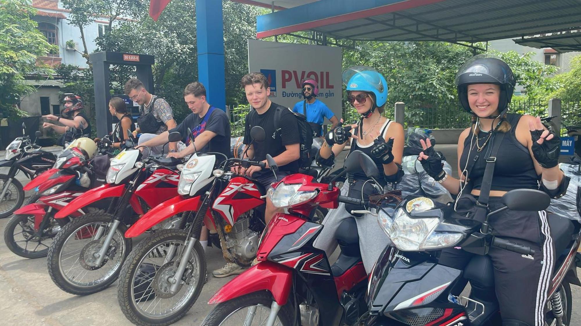 Ha Giang Safari Hostel & Motorbikes Exteriér fotografie