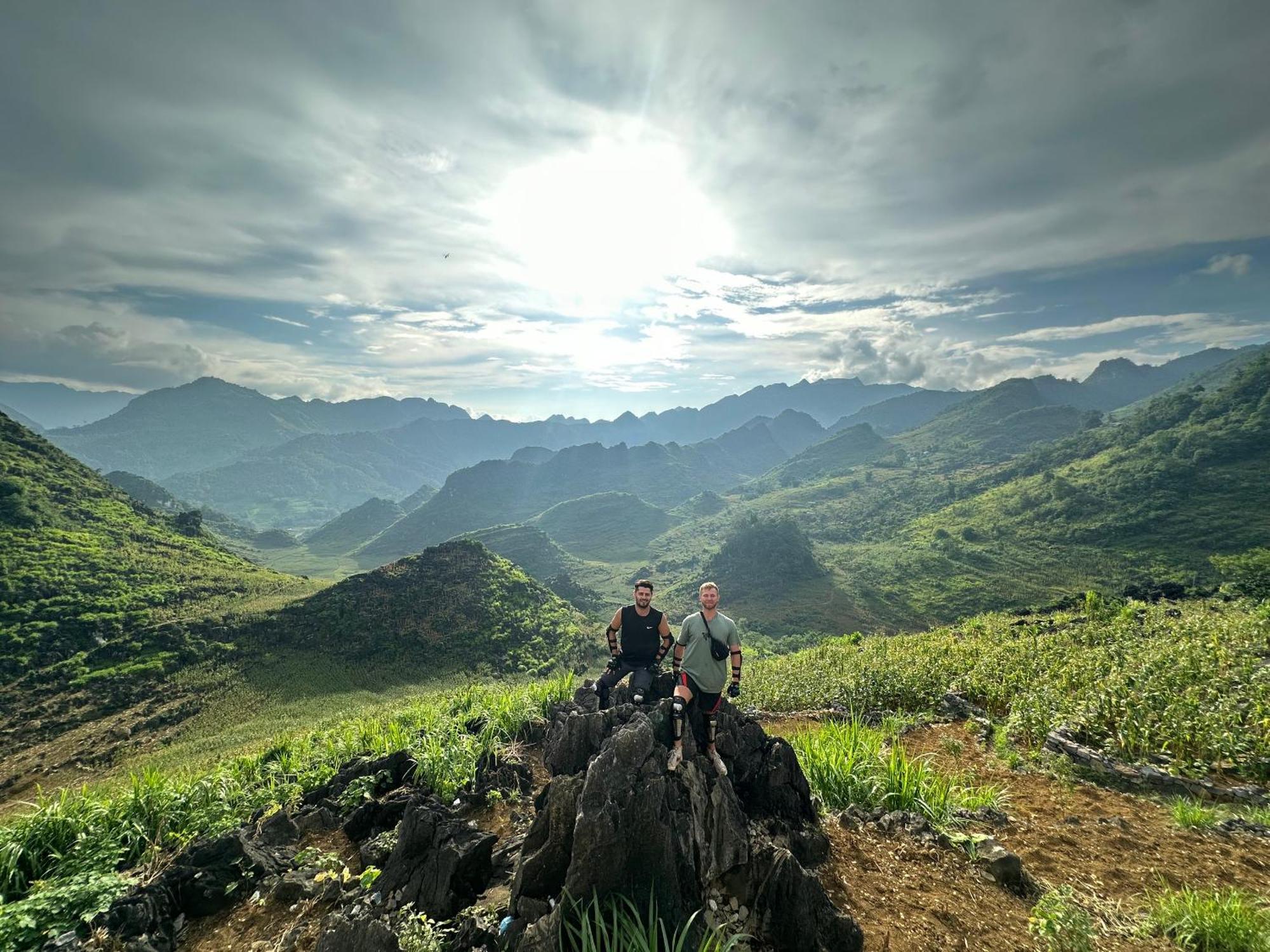 Ha Giang Safari Hostel & Motorbikes Exteriér fotografie